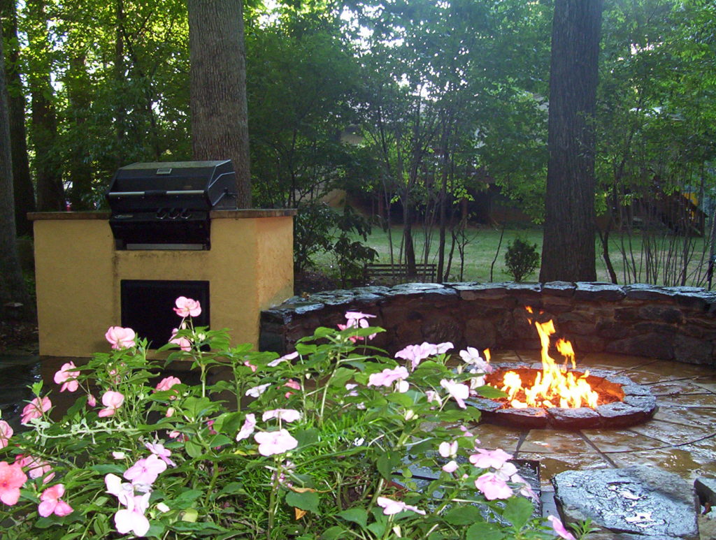Outdoor Kitchen, Fire Pit & Patio in North Potomac, MD