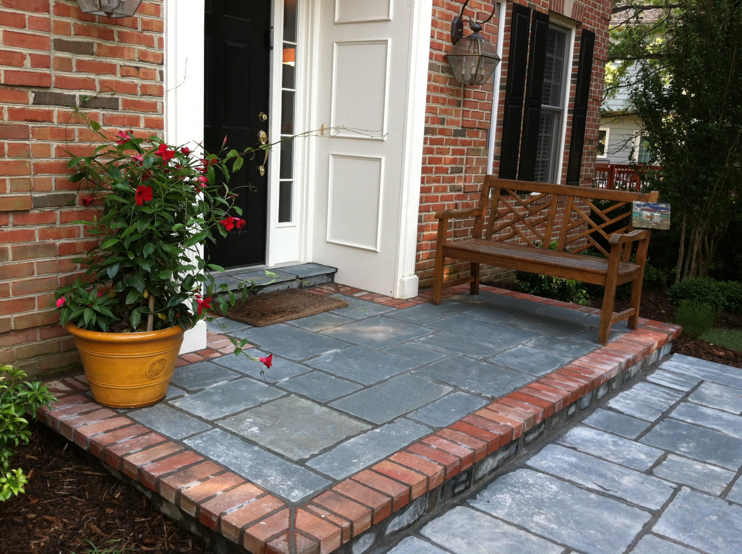 Front Walkway Entry In North Potomac, Md - Allentuck Landscaping